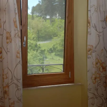 Marron Glace Apartment Castel del Piano (Tuscany)