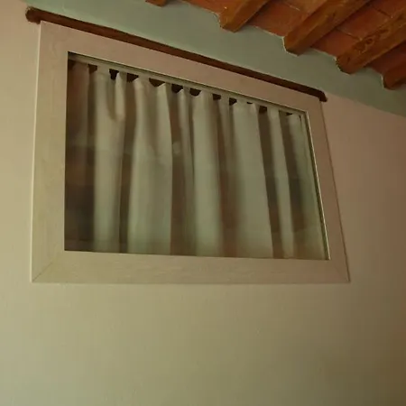 Daire Marron Glace Castel del Piano (Tuscany)